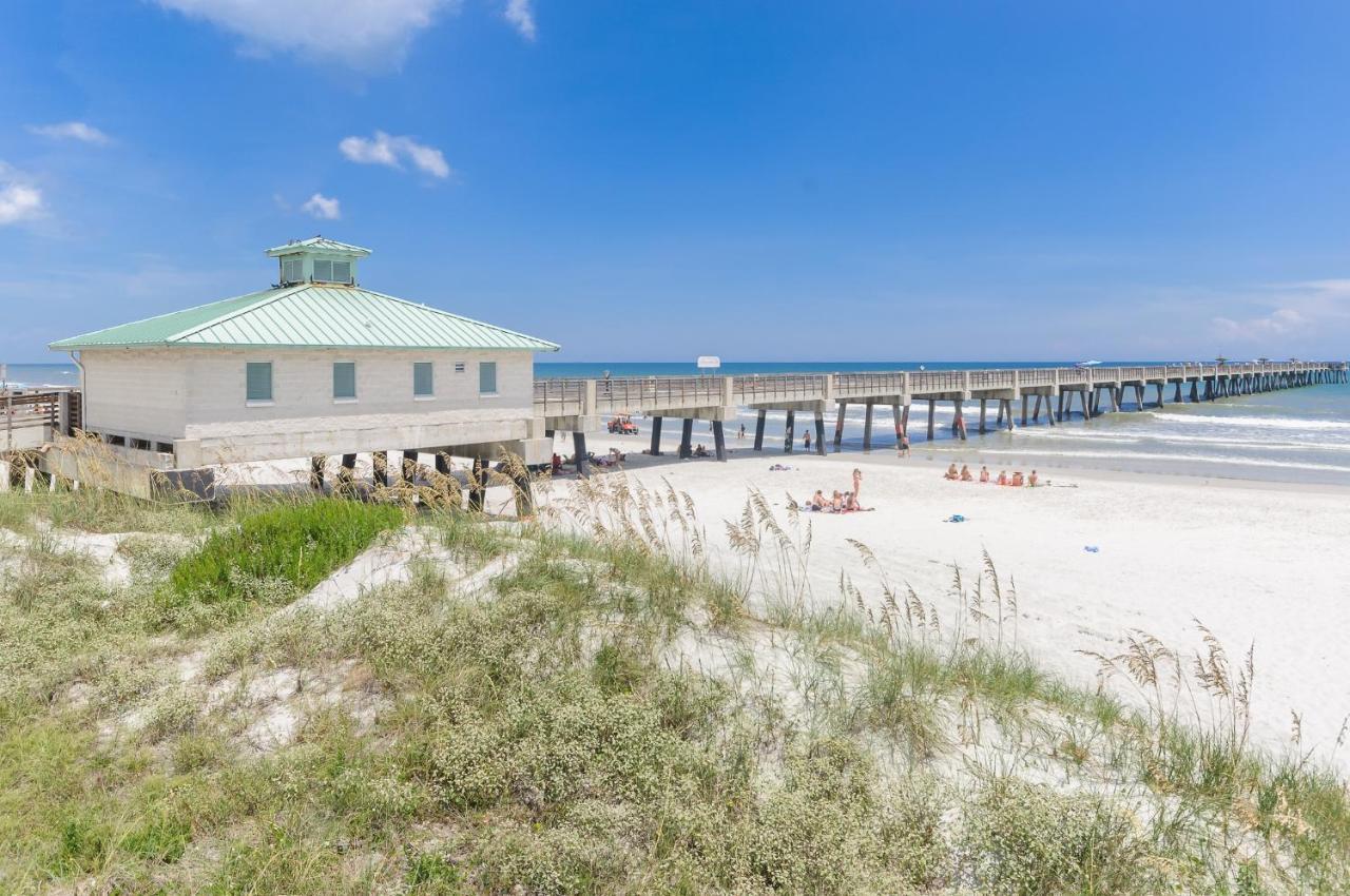 Seas The Day - 4 Blocks To The Beach, Restaurant, And Bar District - Great Deck And Outdoor Space!! Jacksonville Beach Exterior photo