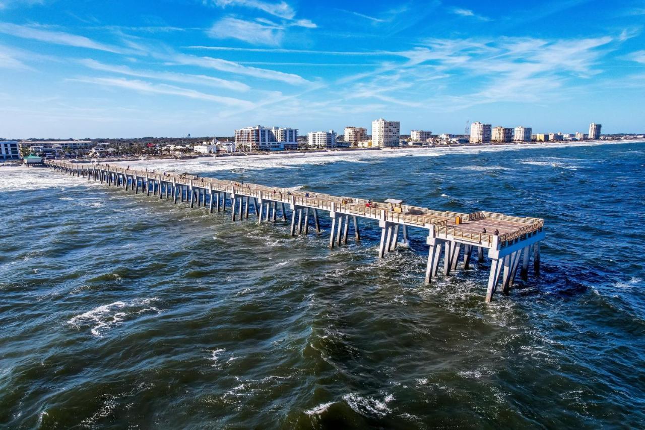 Seas The Day - 4 Blocks To The Beach, Restaurant, And Bar District - Great Deck And Outdoor Space!! Jacksonville Beach Exterior photo